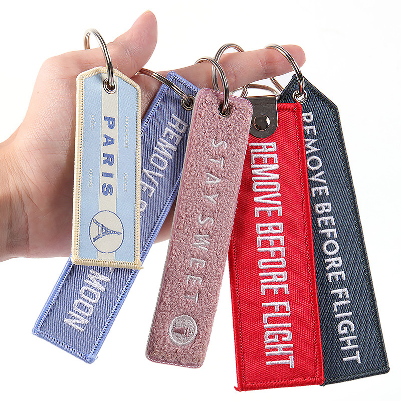 	Lanyards cortos personalizados con logo