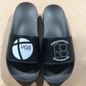 Chanclas Personalizadas con Logo – Sandalias de Piscina...