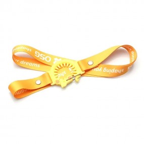 Llavero con Cordón y Porta Botella – Lanyards Personali...